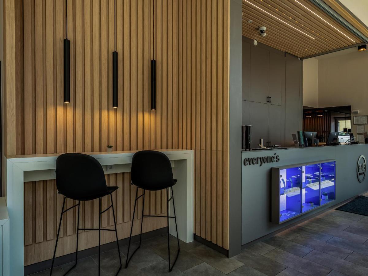 B&B Hotel 菲林根-施文宁根 外观 照片