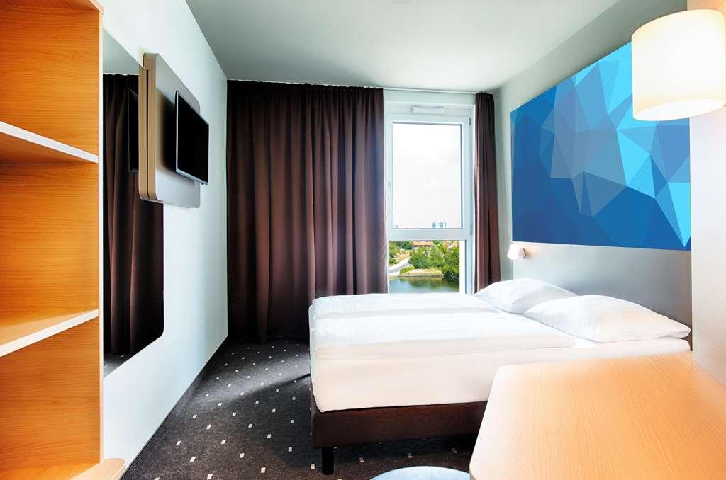 B&B Hotel 菲林根-施文宁根 客房 照片