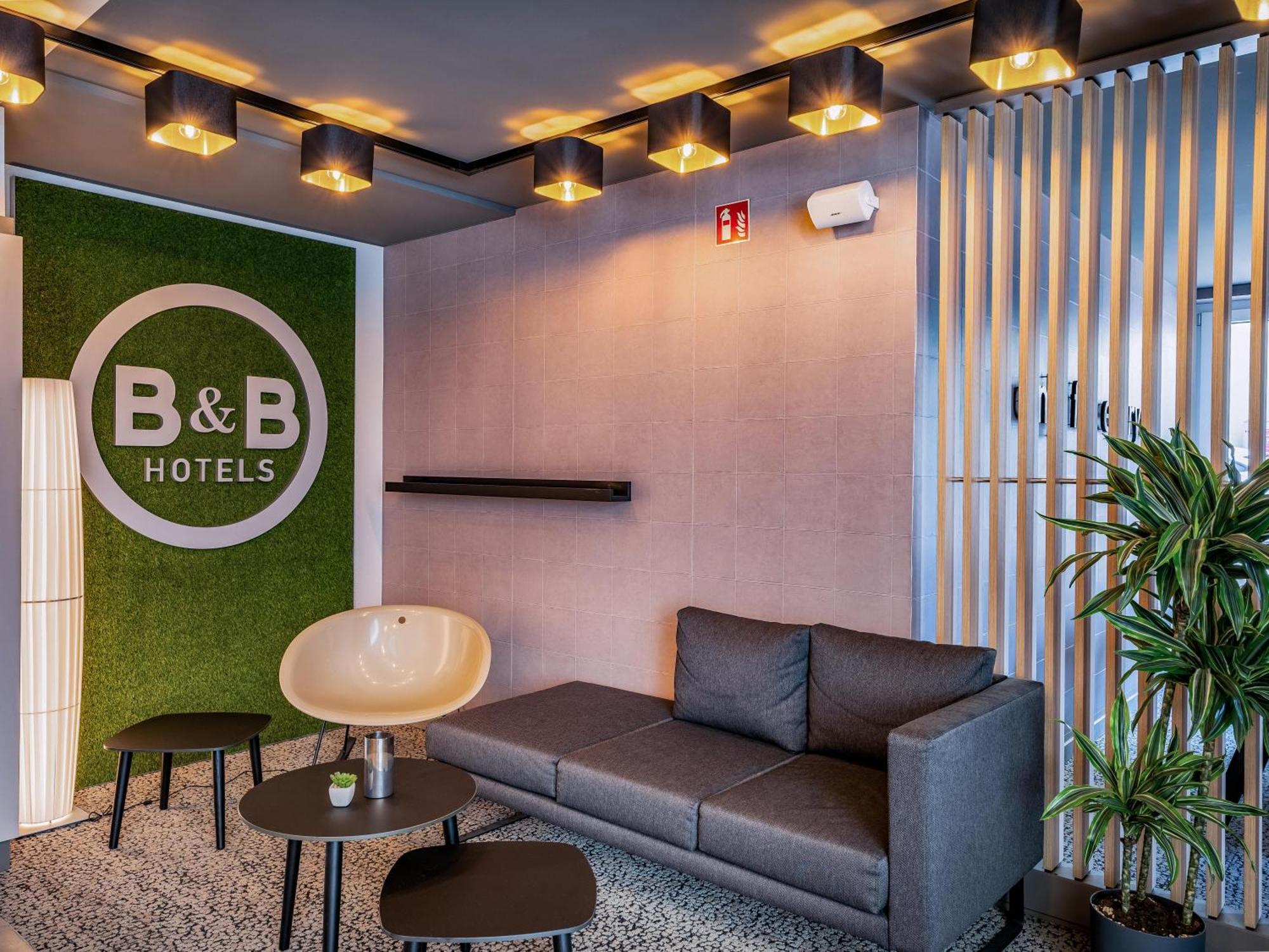 B&B Hotel 菲林根-施文宁根 外观 照片